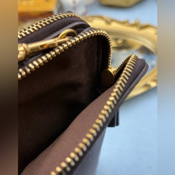 🆕 OROTON 🧿 NWOT Lilly Phone Crossbody, Brown Bear Leather, Adjustable Strap - Picture 12 of 16